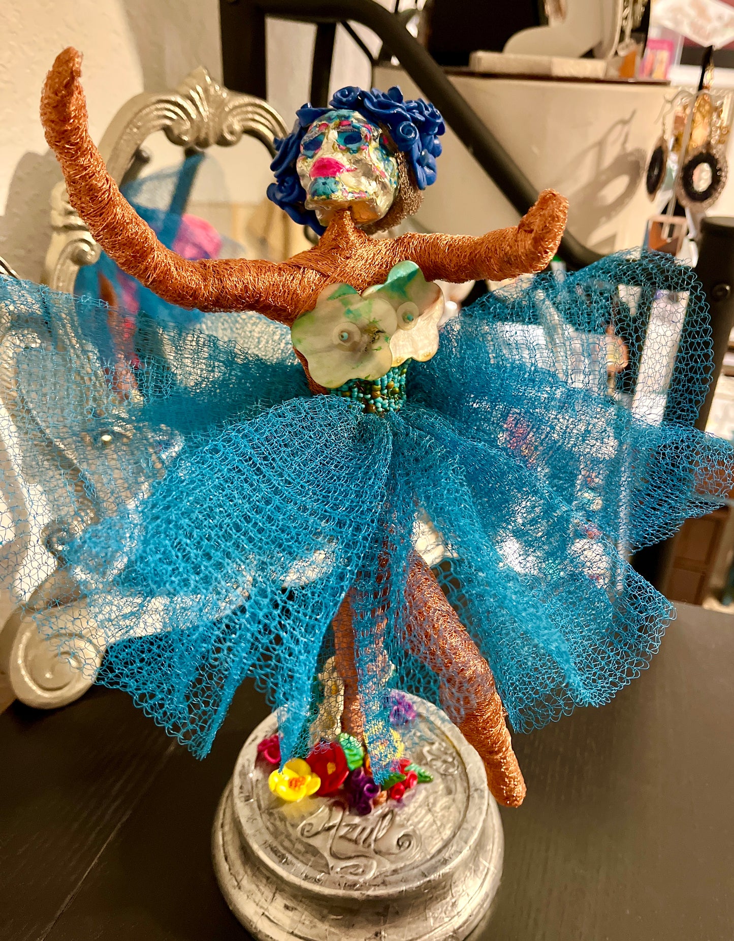 Azúl Dancing Catrina
