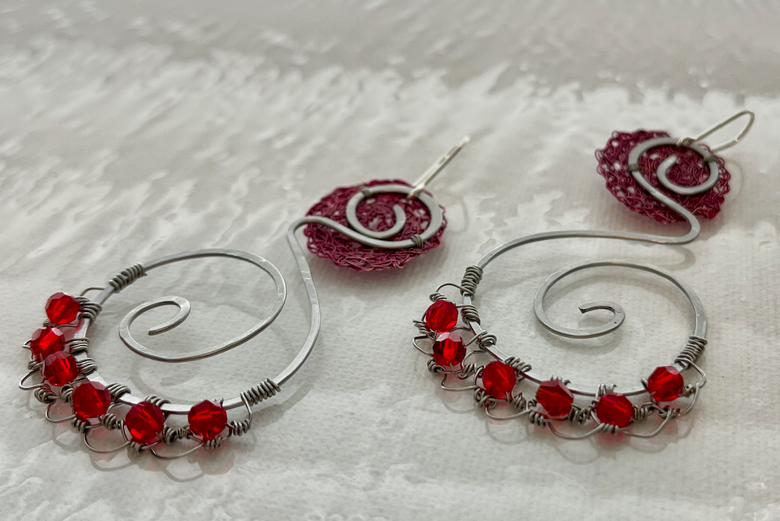 Rojo earrings