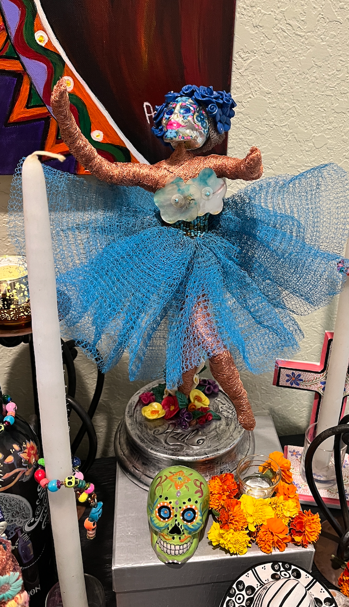 Azúl Dancing Catrina